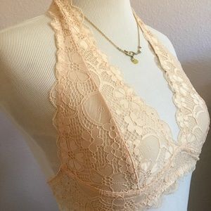 Wishlist medium peach cream bralette